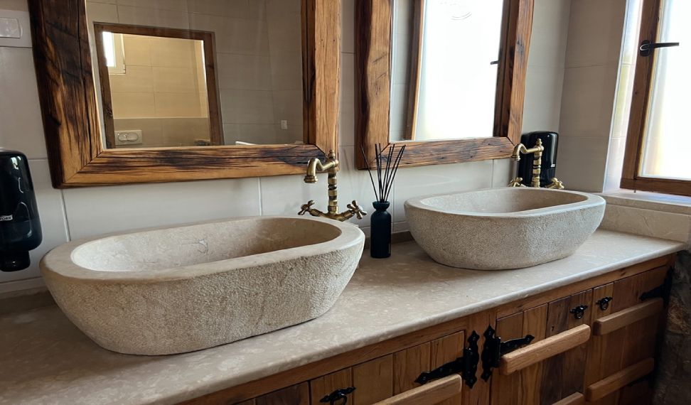 Your Complete Guide to Choosing the Perfect Bathroom Sink for Your Home