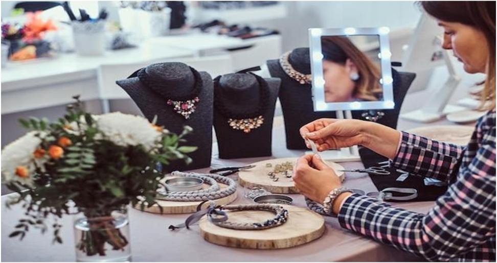 Important Tips for Successfully Selling Estate Jewelry to Acquire Liquid Assets